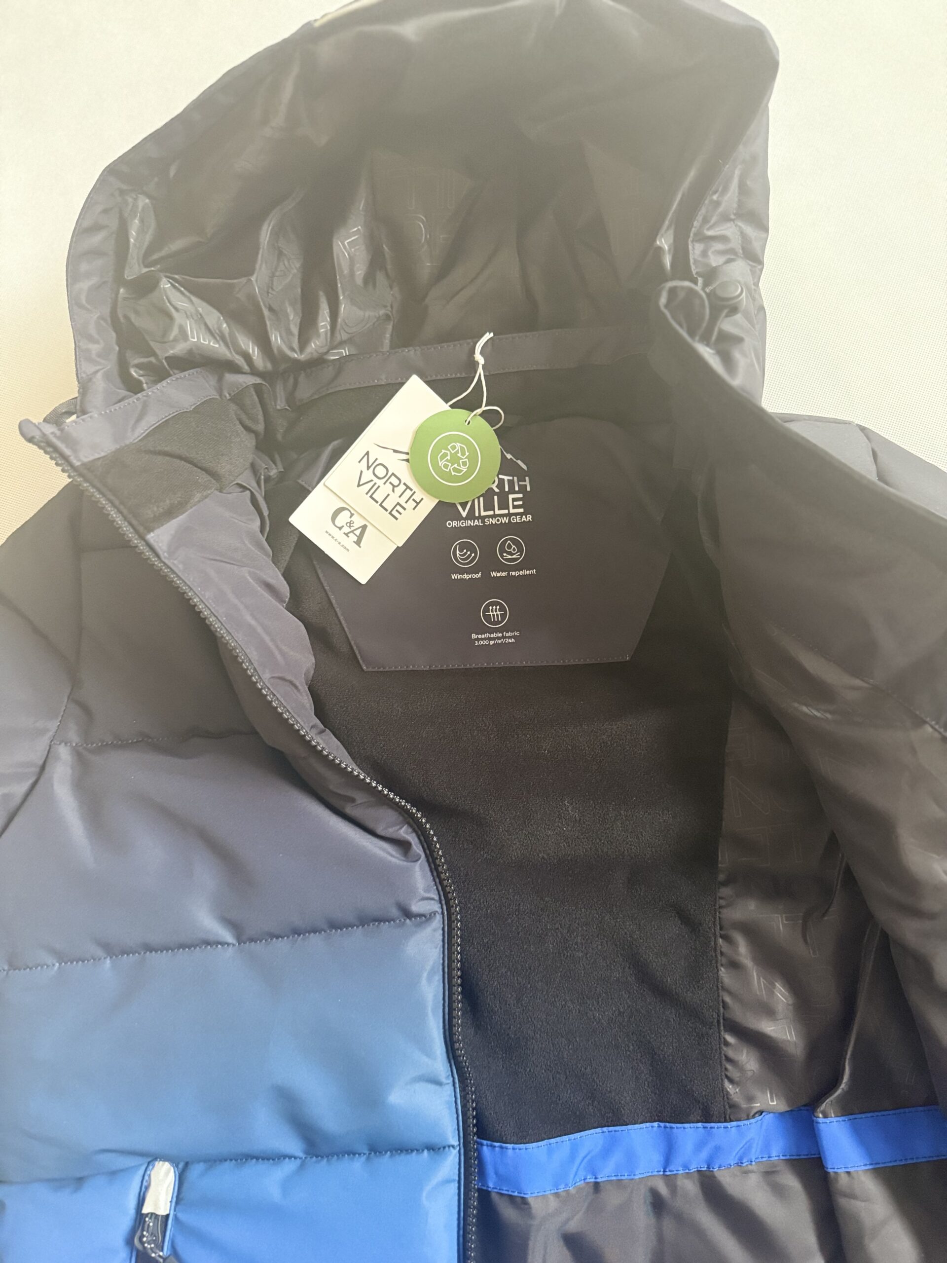 Kurtka narciarska z kapturem C&A rozm. 146-152 - obrazek 4