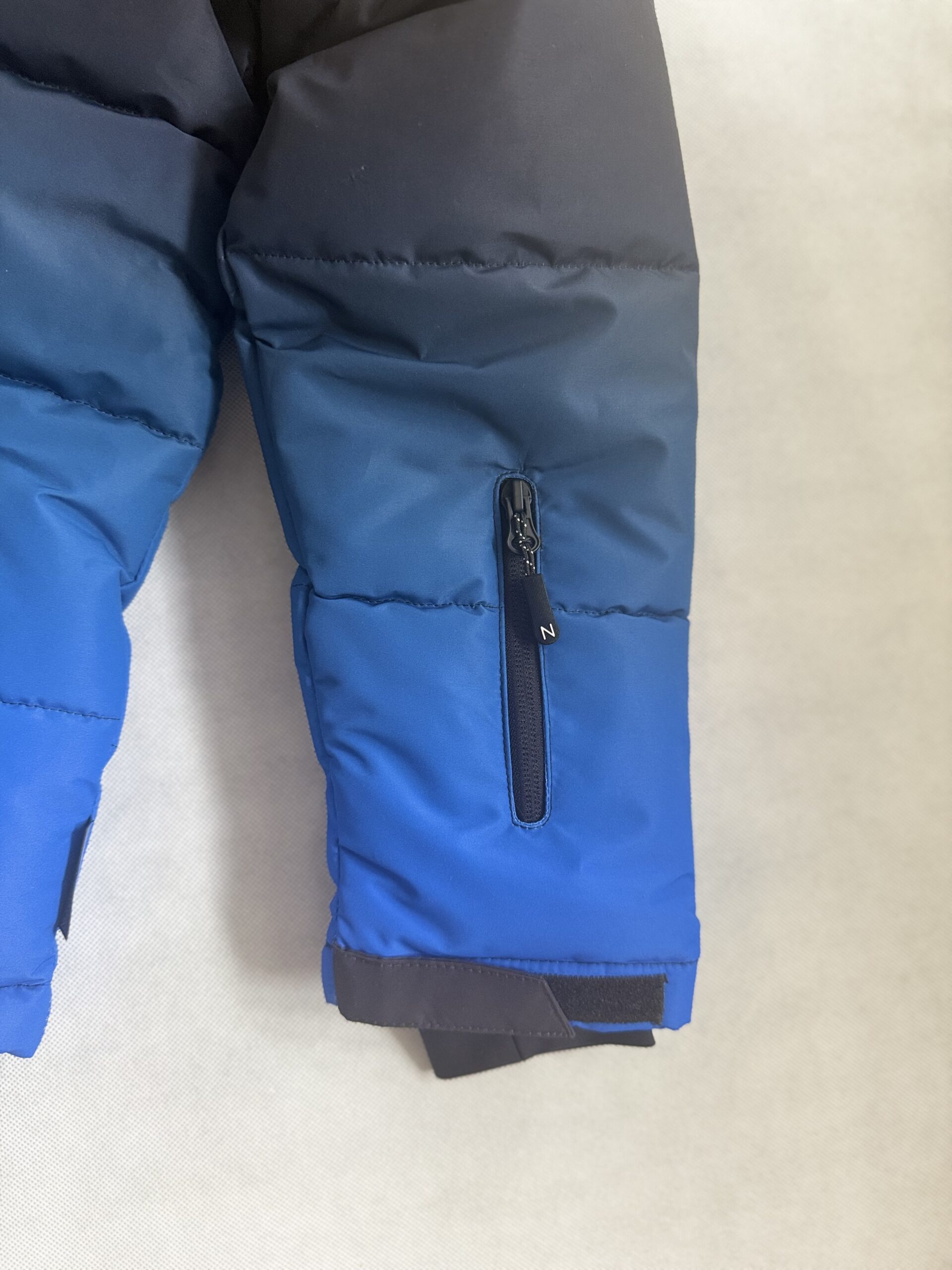 Kurtka narciarska z kapturem C&A rozm. 146-152 - obrazek 3