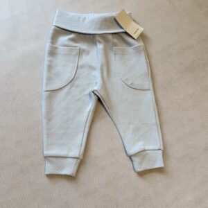 Dzianinowe spodnie z kieszeniami RESERVED rozm. 80