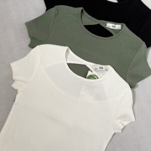 Wielopak- 3szt. koszulka w prążki C&A rozm. 140