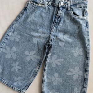 Spodenki bermudy w kwiatki C&A rozm. 152