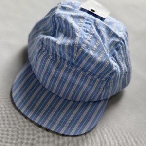 Przeciwsłoneczna czapka z daszkiem H&M rozm. 128/146