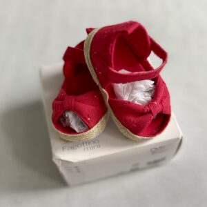 Czerwone Sandałki Niechodki Espadryle FAGOTTINO OVS rozm. 18