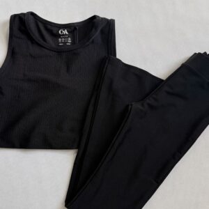 Sportowy Komplet Prążkowany Crop Top i Legginsy Dzwony C&A rozm. 152